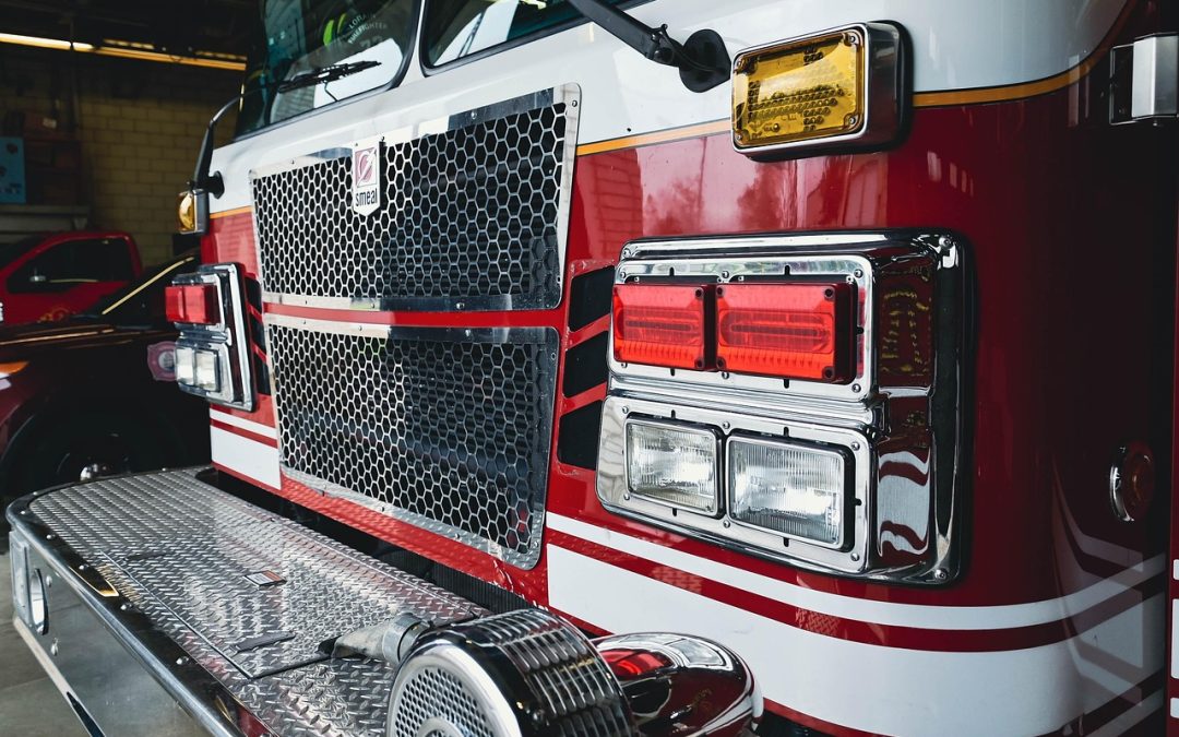 Dinas Damkar Kabupaten Sukabumi Padamkan Kebakaran di Pasar