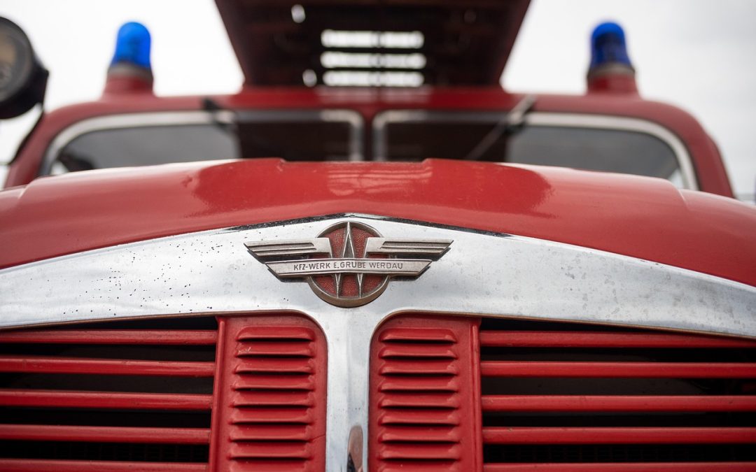 Dinas Damkar Kabupaten Sukabumi Selamatkan Korban di Alun-Alun